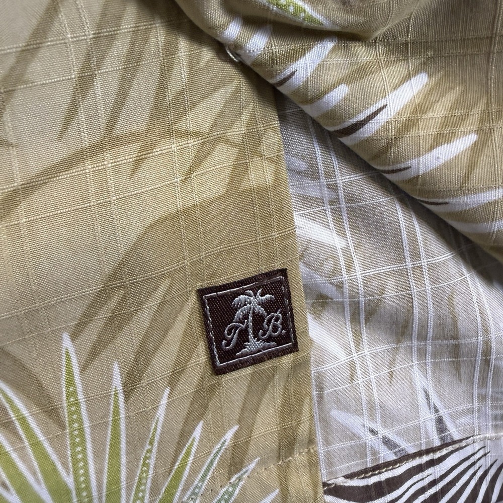 Tommy Bahama 100% Silk Hawaiian Shirt Mens Size L Palm Trees Print Yellow - Picture 9 of 13